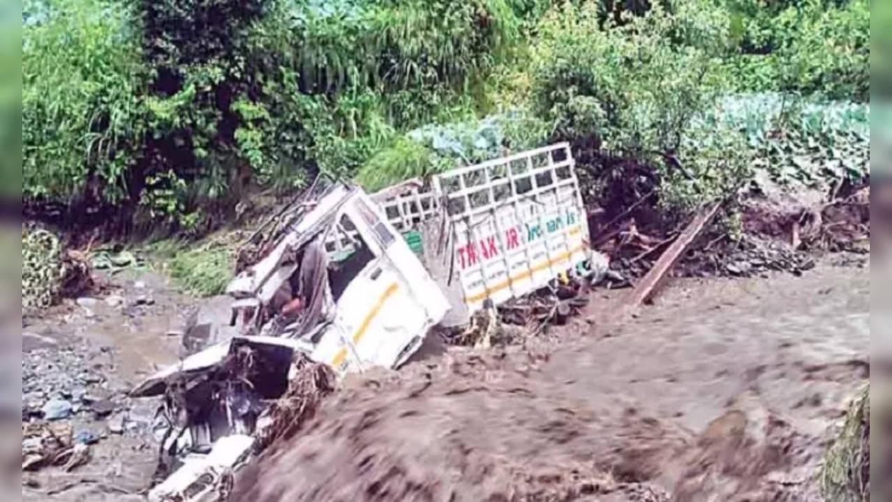 Himachal Floods: 6 dead, 10 injured; Standstill On Chandigarh-Manali Highway. What We Know