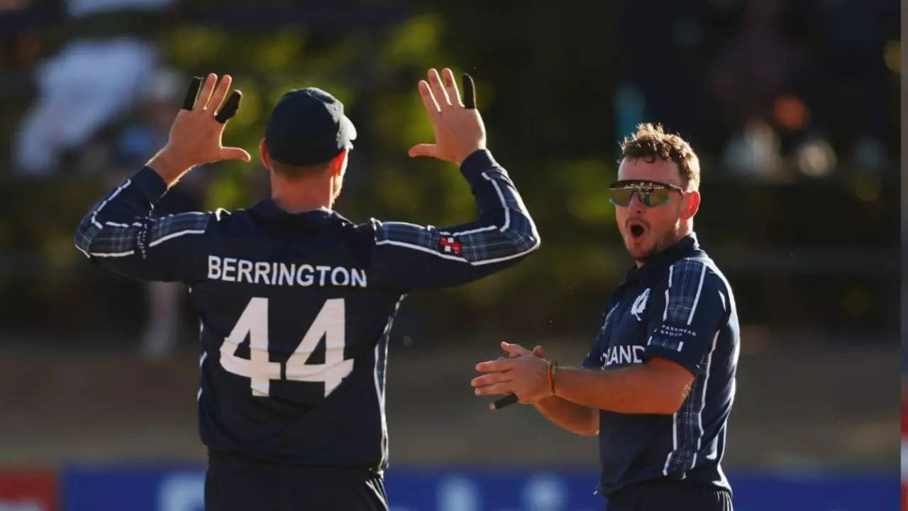 Qualification decided as Sri Lanka and Scotland maintain perfect record