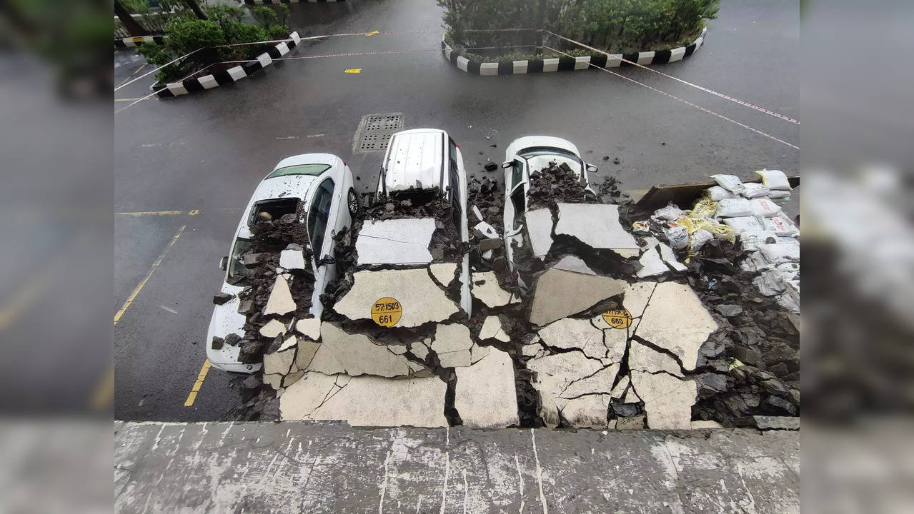 wall collapse mumbai