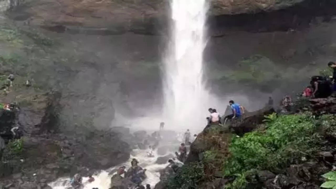 Pandavkada Waterfall in Kharghar