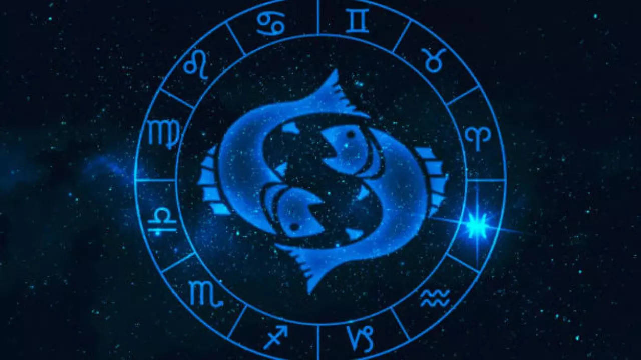 Pisces Monthly Horoscope July 2023 You are Going to Invest in