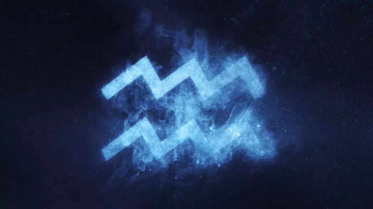 Aquarius Monthly Horoscope July 2023: New Opportunities Await You - Vimarsana News
