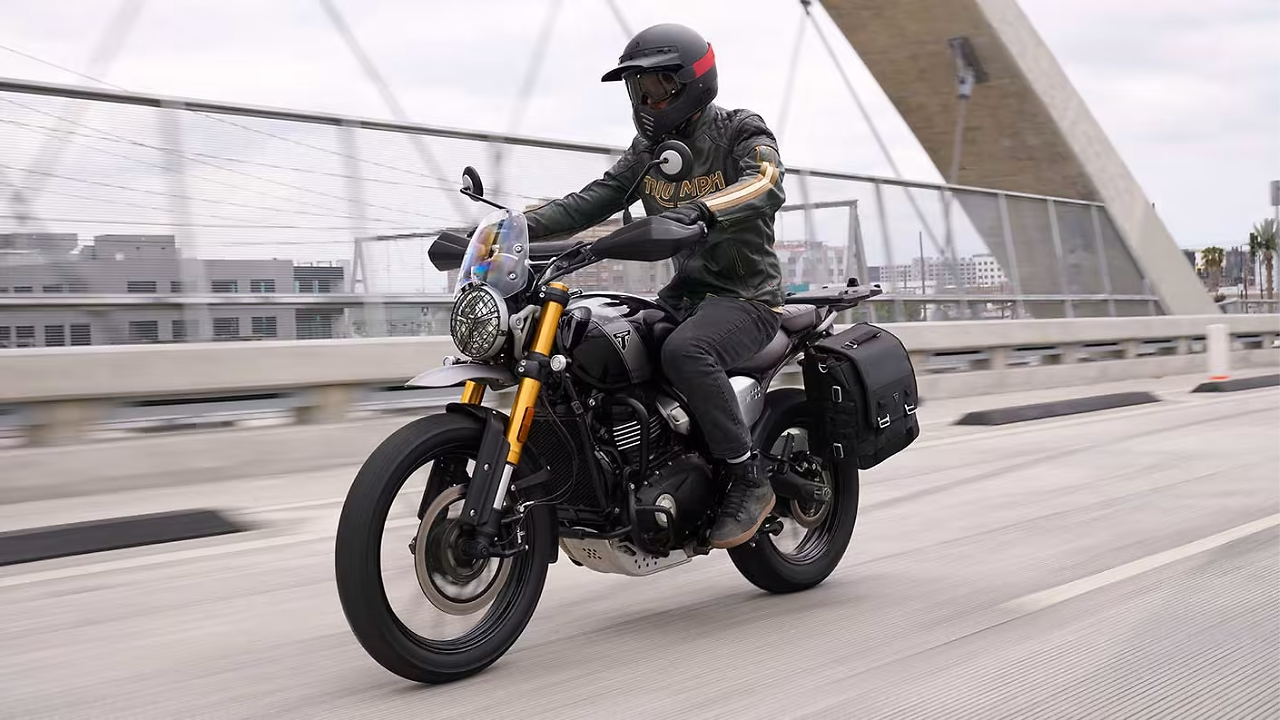 Check Out! Triumph Scrambler 400 X and Speed 400's Full Accessories List - Vimarsana News