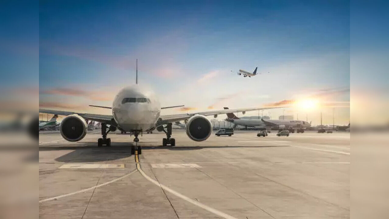 Significant Decline In Airfares On Major Routes, Delhi-Mumbai Flight Fares Witnesses 70% Dip - Vimarsana News
