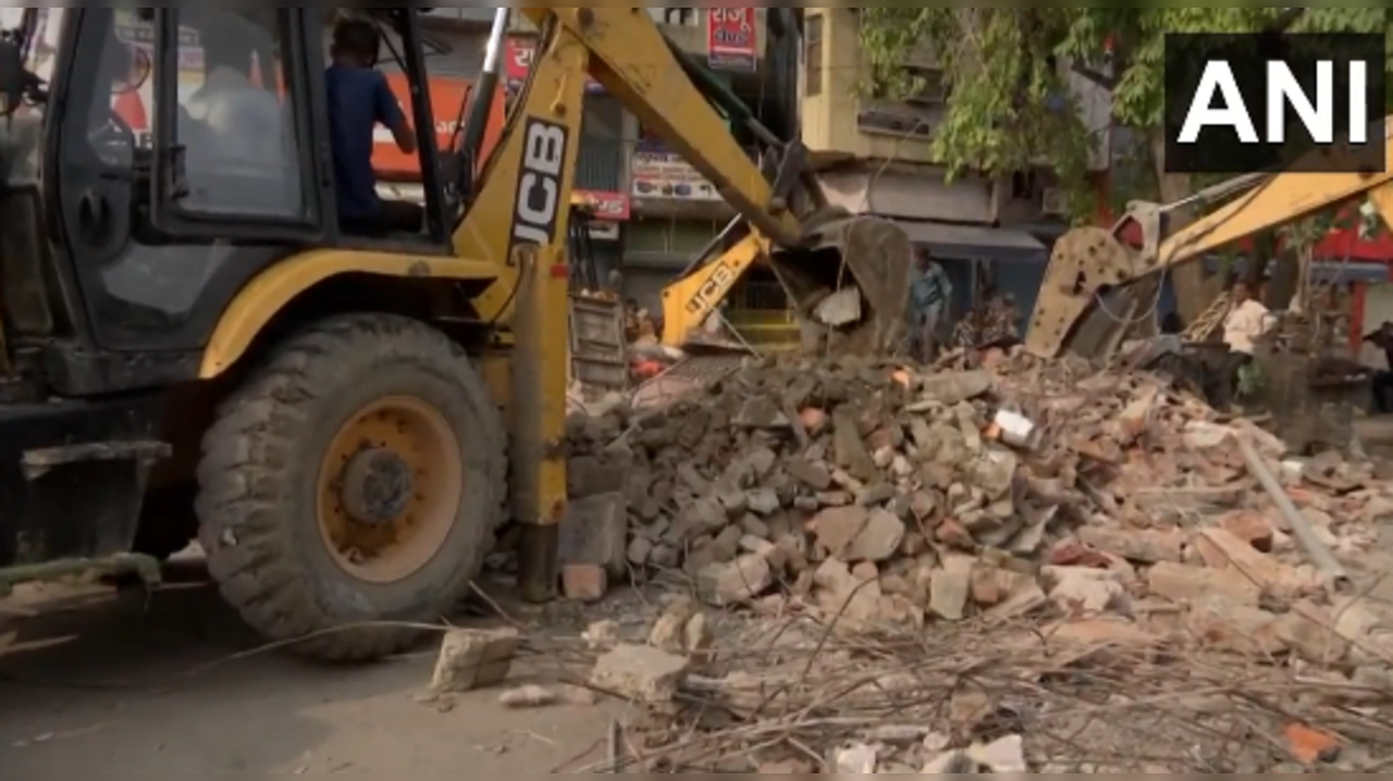 bhajanpura anti encroachment drive