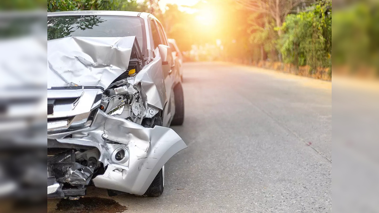 Gurugram News: 10-Year-old Dragged By Speeding Car After Falling from ...