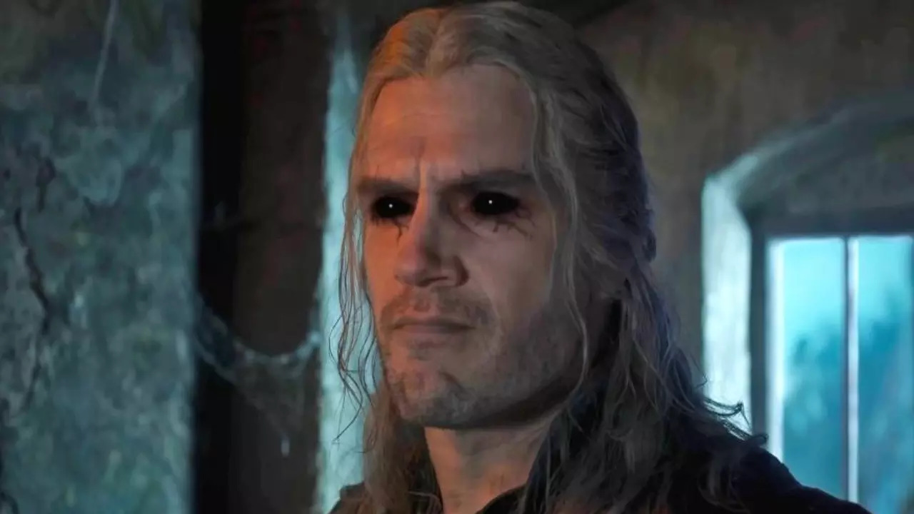 'Pathetic': Netflix SLAMMED For 'Disrespecting' Liam Hemsworth With The Witcher S3's Henry Cavill Advert