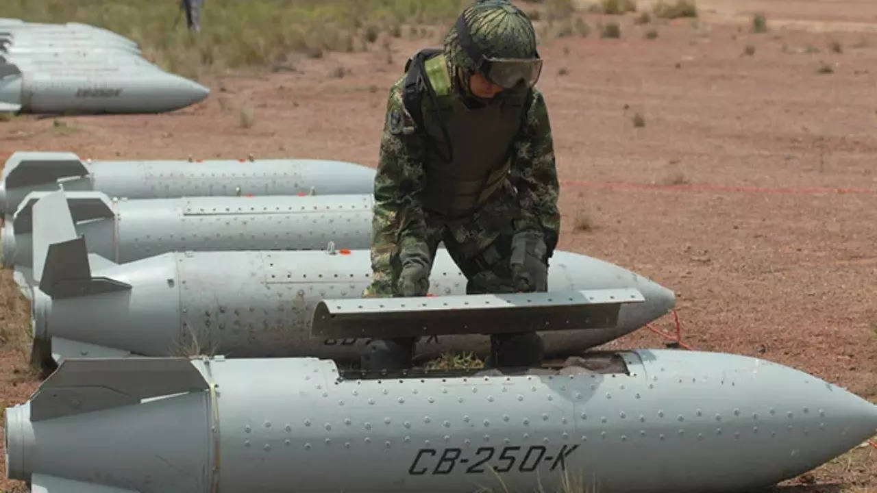 cluster bomb - AFP