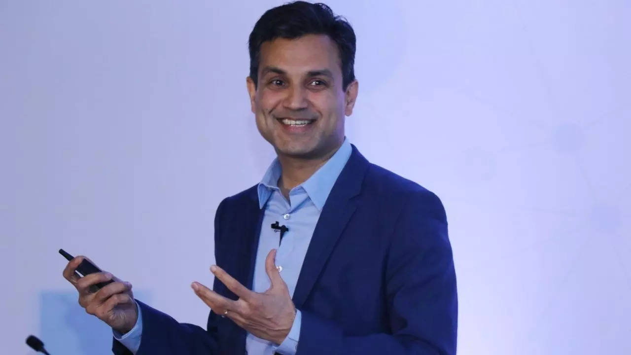 Anant Maheshwari of Microsoft resigns