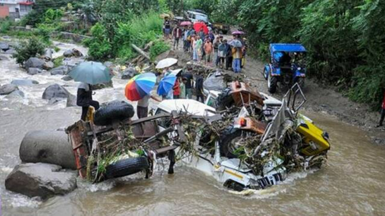 Himachal Pradesh Weather Update: Heavy Rains To Continue, Avalanche Warning In These Districts