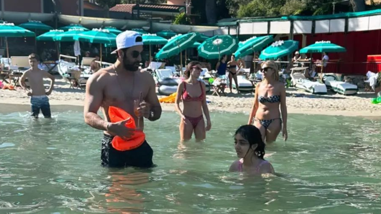 Ranbir Kapoor Goes Shirtless, Takes A Dip In Ocean With Niece Samara During Italy Vacay. See PIC