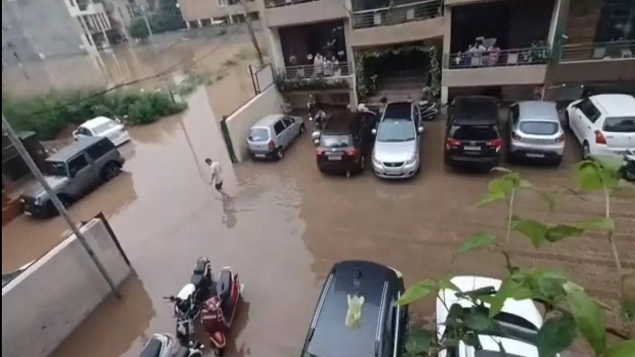 Waterlogging in Dera Bassi