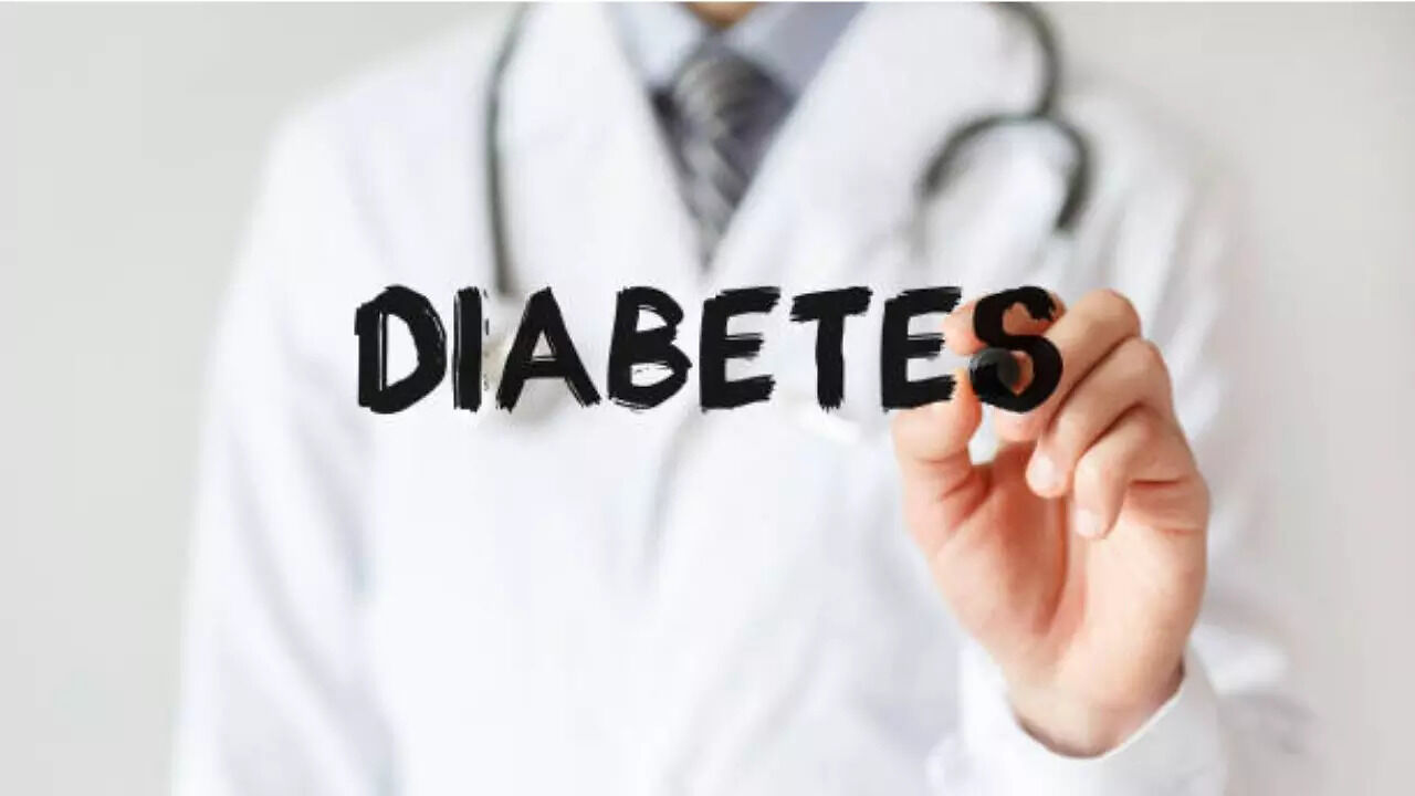 Diabetes Care: Study Finds How Deep-Sleep Brain Waves Predict Blood Sugar Control - Vimarsana News