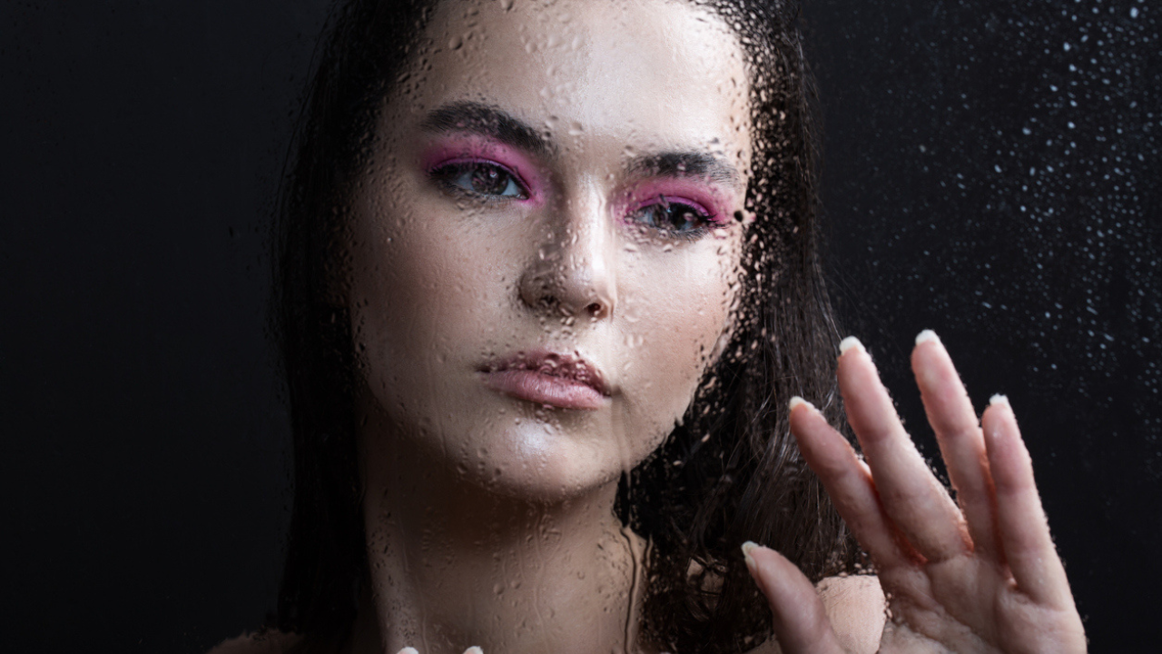 Waterproof Makeup  This hack is all you need to make your makeup