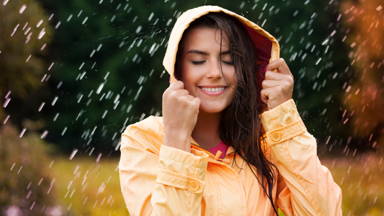 Monsoon Skincare Routine. Pic Credit: Freepik