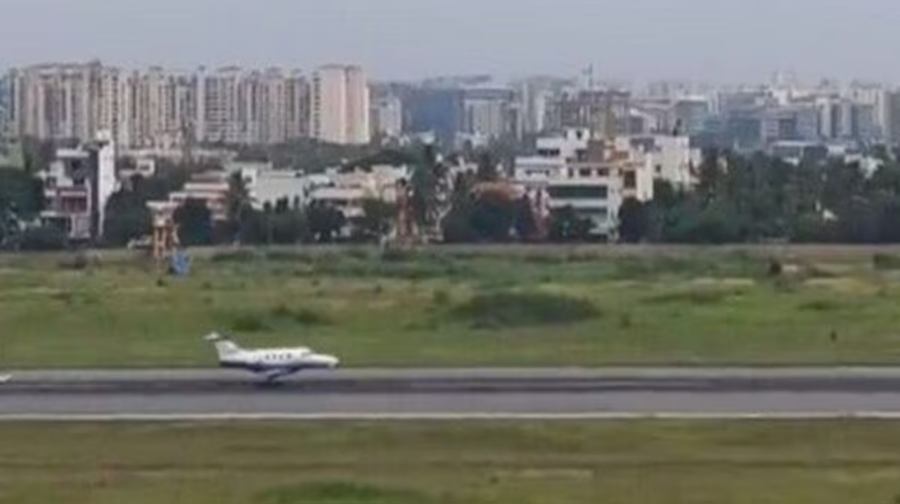 Aircraft makes emergency landing at HAL airport