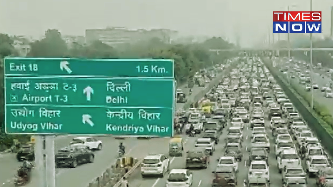 Delhi-Gurgaon expressway traffic jam