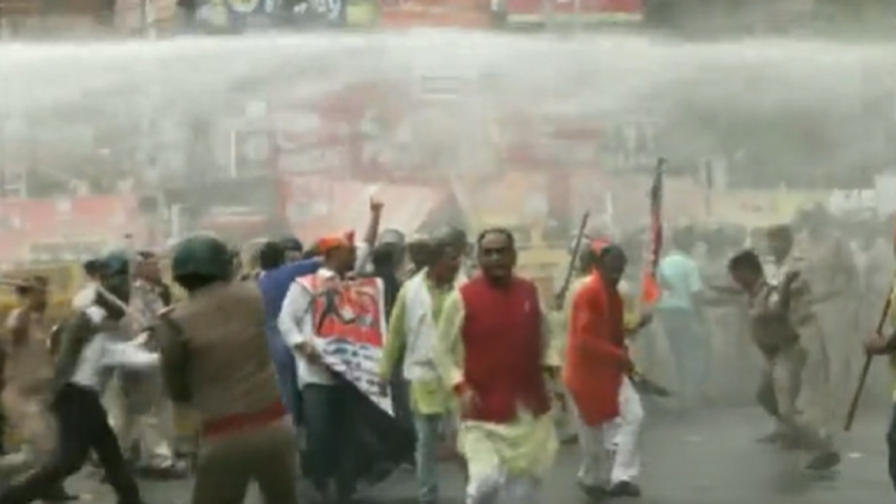 Police Use Batons, Water Canons As BJP Workers Protest Against Bihar Govt