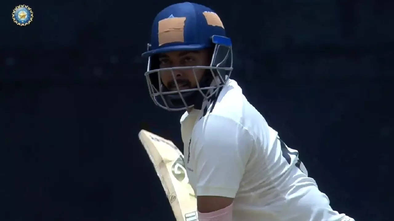 Prithvi Shaw fifty in Duleep Trophy 2023 final.