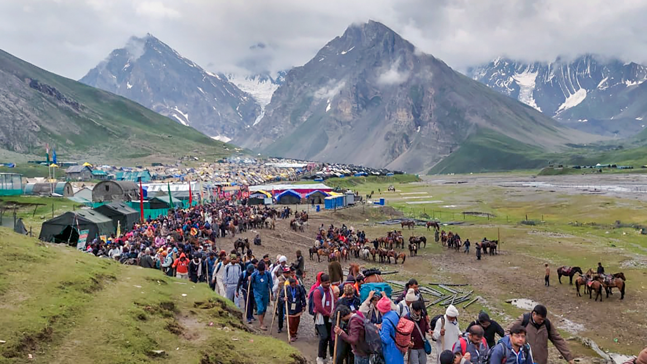 Woman Dies After Being Hit By Shooting Stones During Amarnath Yatra (File Photo)