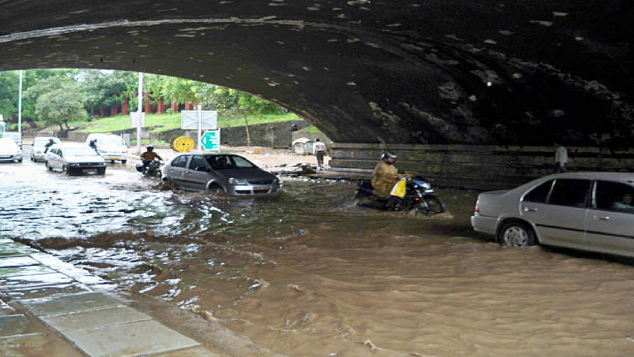 Delhi floods: Affected school students can attend classes without books, uniforms temporarily