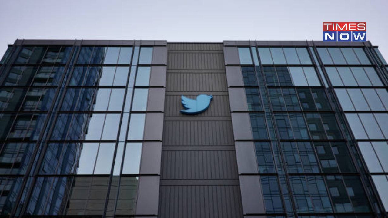 ​Twitter Faces $500 Million Lawsuit for Allegedly Targeting Older Workers During Layoffs​