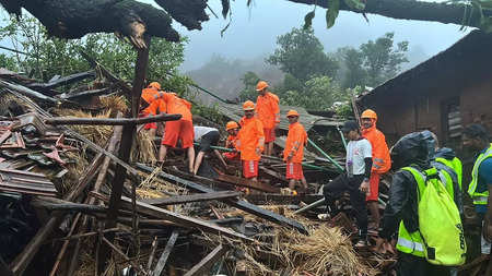 Raigad Landslide: 5 Killed, Several Feared Trapped, Rescue Ops Underway; CM  Shinde Announces Aid | Pune News, Times Now
