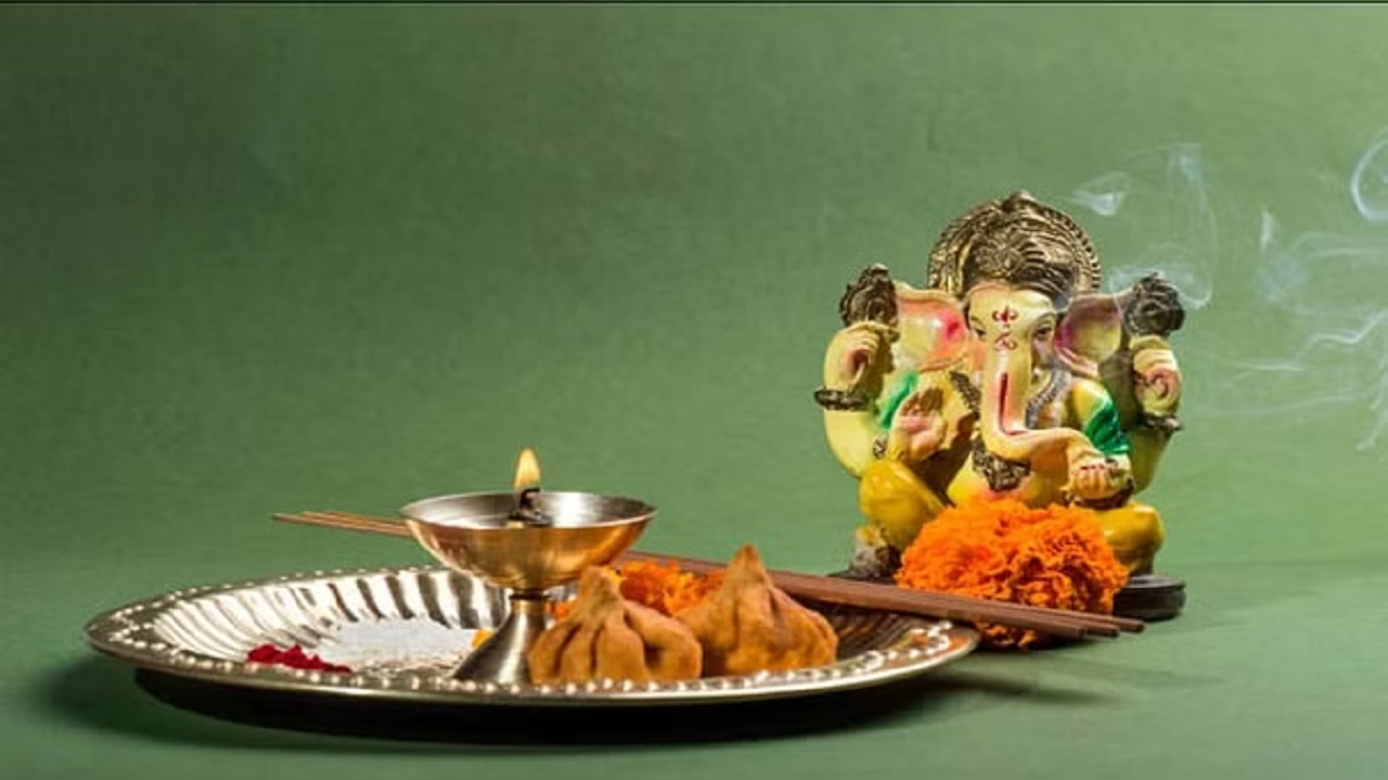 Vinayak Chaturthi 2023 Date & Time, Adhik Maas, Vinayak Chaturthi 2023, Chaturthi tithi, Astro tips in marathi, Latest Marathi news