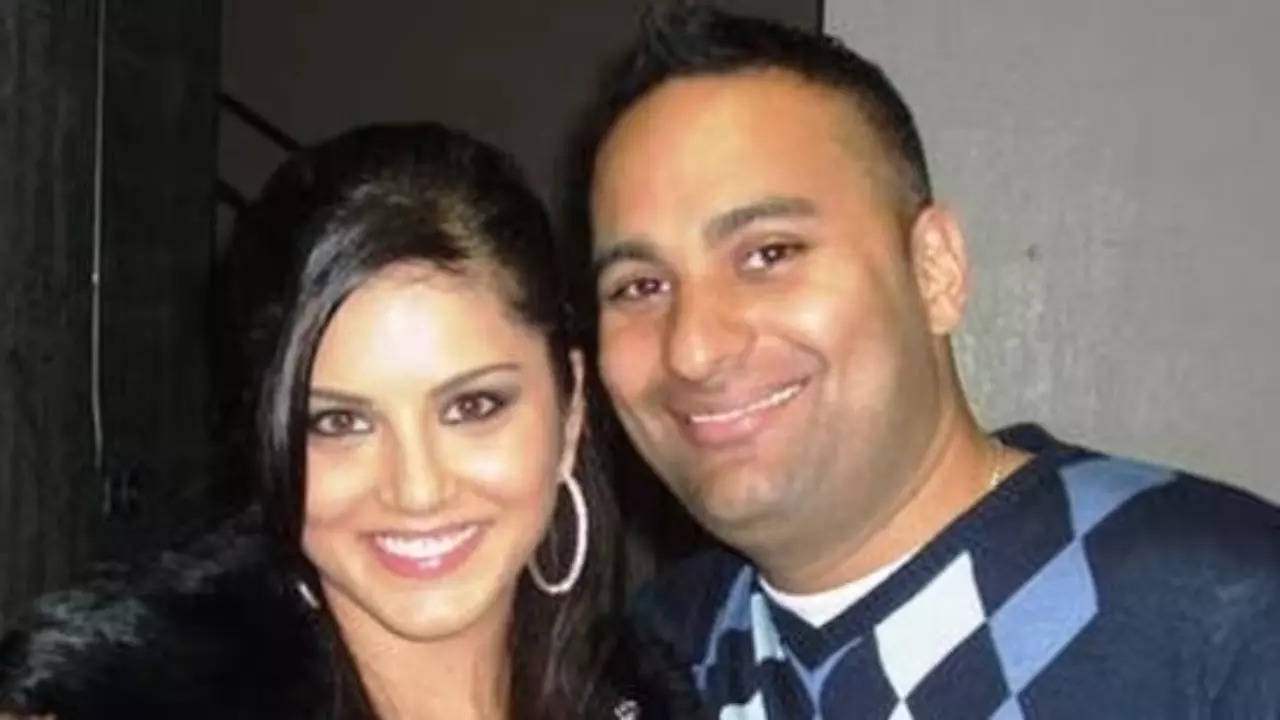 Sunny Leone REACTS To EX Russell Peters' Jokes About Her: Even If He Did Talk Sh*t In His Stand Ups...