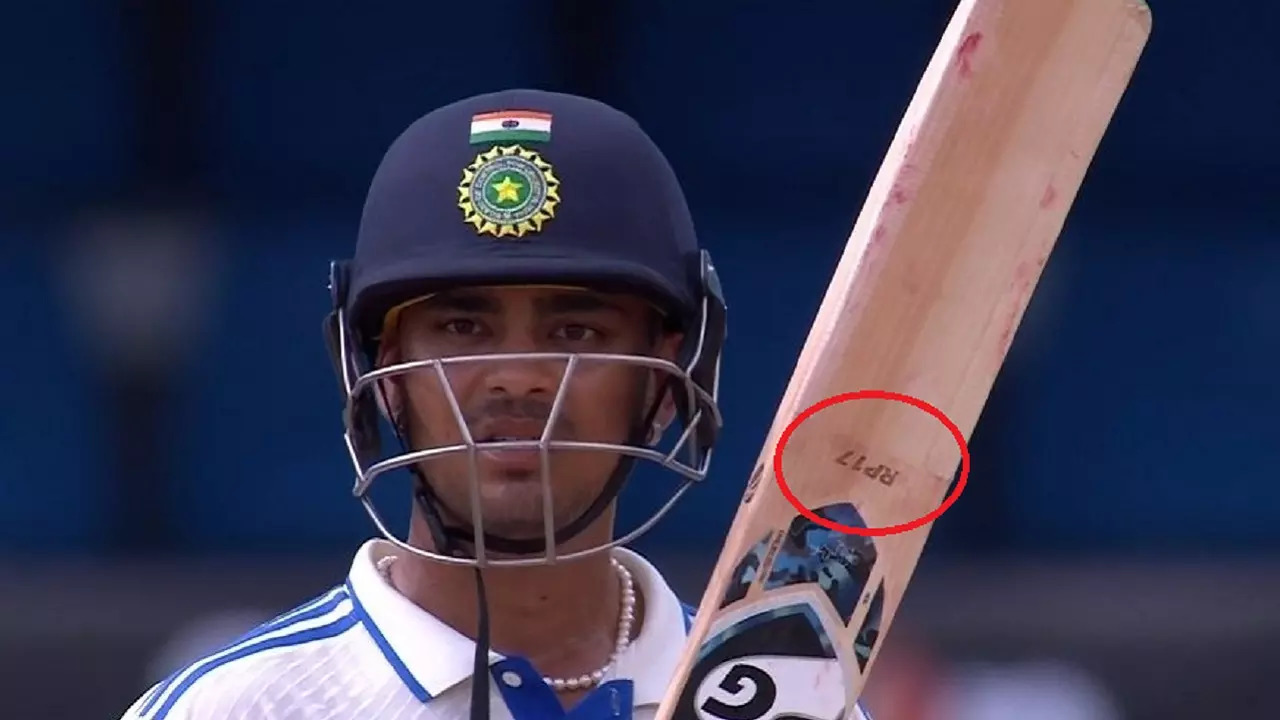 WATCH: Ishan Kishan Uses 'RP17' Bat During 2nd Test Vs West Indies; Hits Rishabh Pant-Like Six To Reach 50