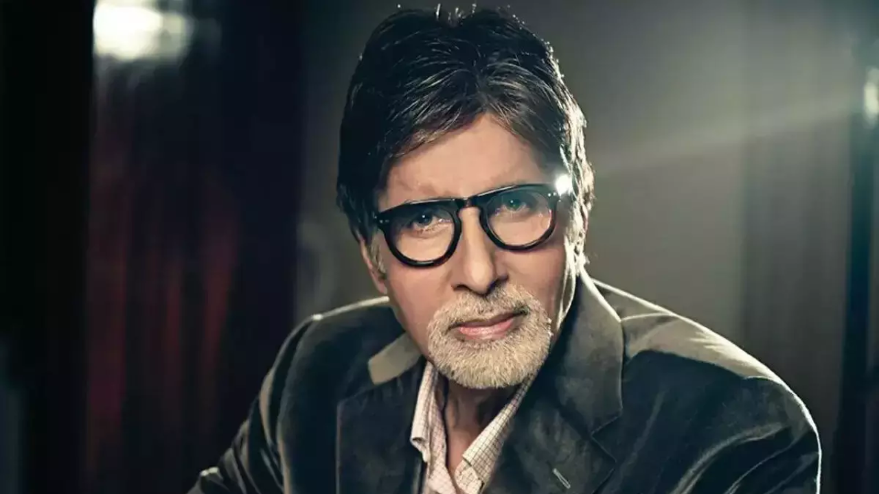 Netizens TROLL Amitabh Bachchan For His 13 Year Old Tweet About 'Bra, Panties': Ask This In KBC For Rs 5 Crore