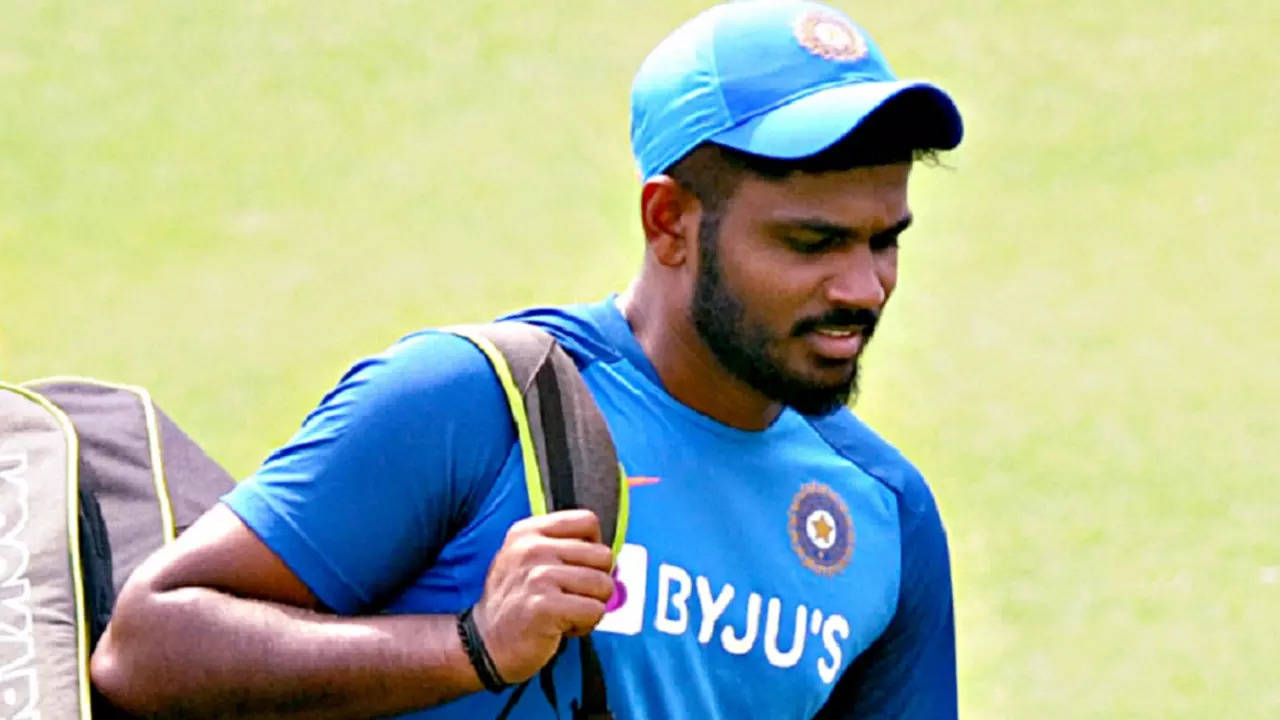 RP Singh backs Ishan Kishan an not Sanju Samson for wicketkeeper-batter's role in ODI World Cup 2023 squad.