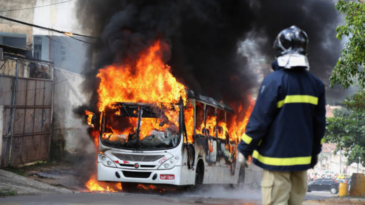 Fire Breaks Out in TMT Bus in Thane