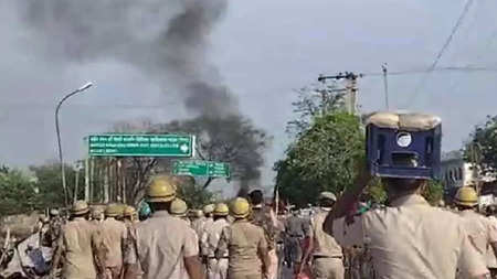 Haryana Clashes: Section 144 Imposed in Gurugram, Educational Institutions  To Remain Closed on Tuesday | 10 Points | India News, Times Now