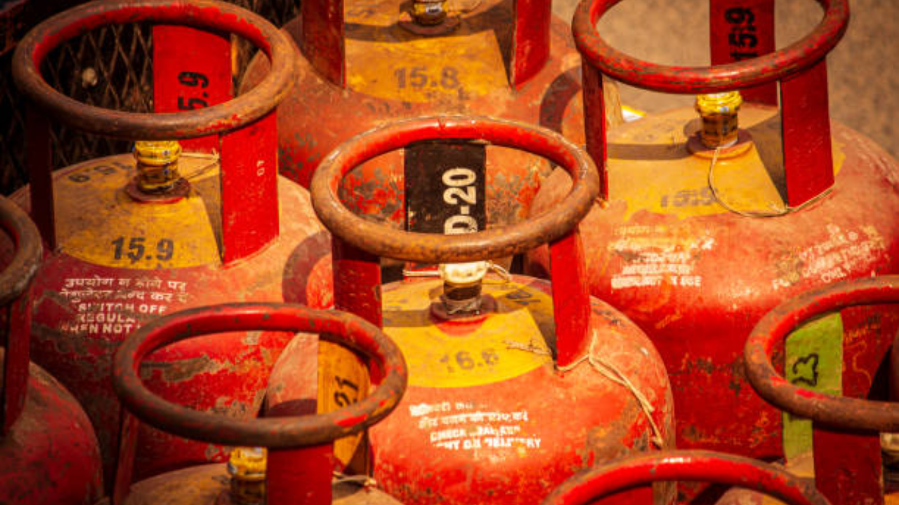 Commercial LPG Cylinder Prices Cut by Rs. 99.75