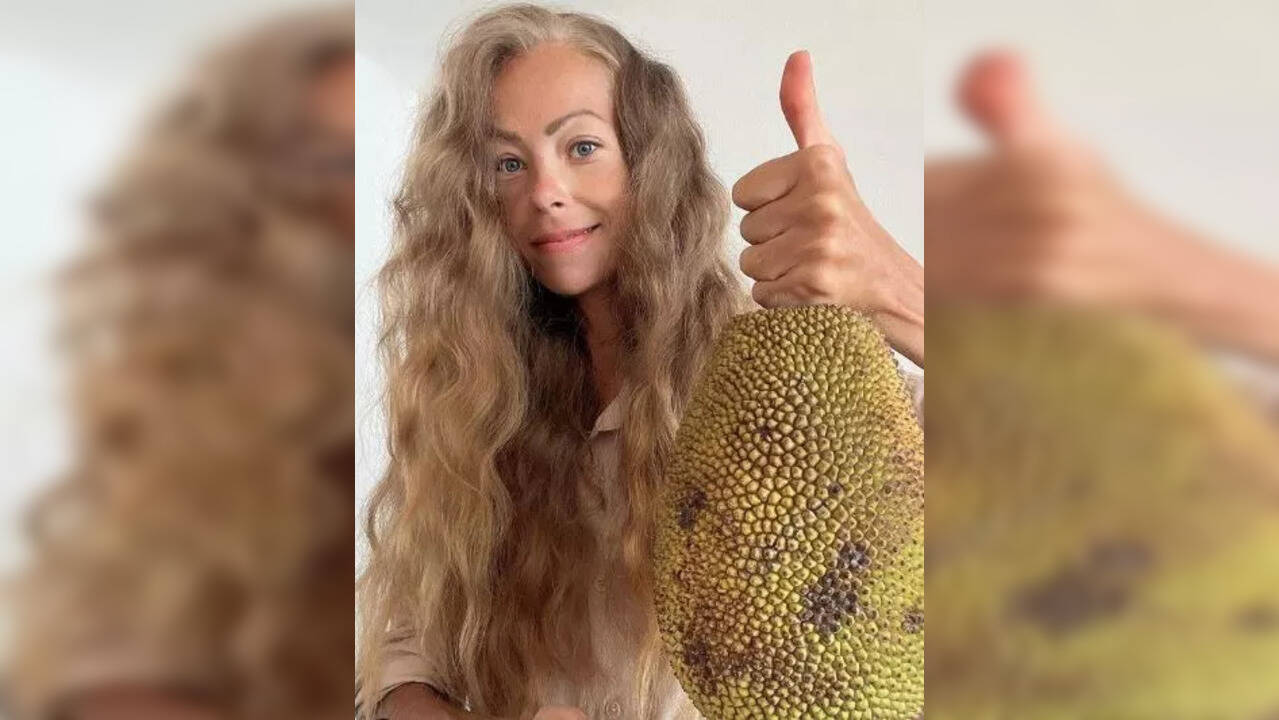 Popular Vegan Raw Food Influencer Dies Of Starvation Following A Fruit