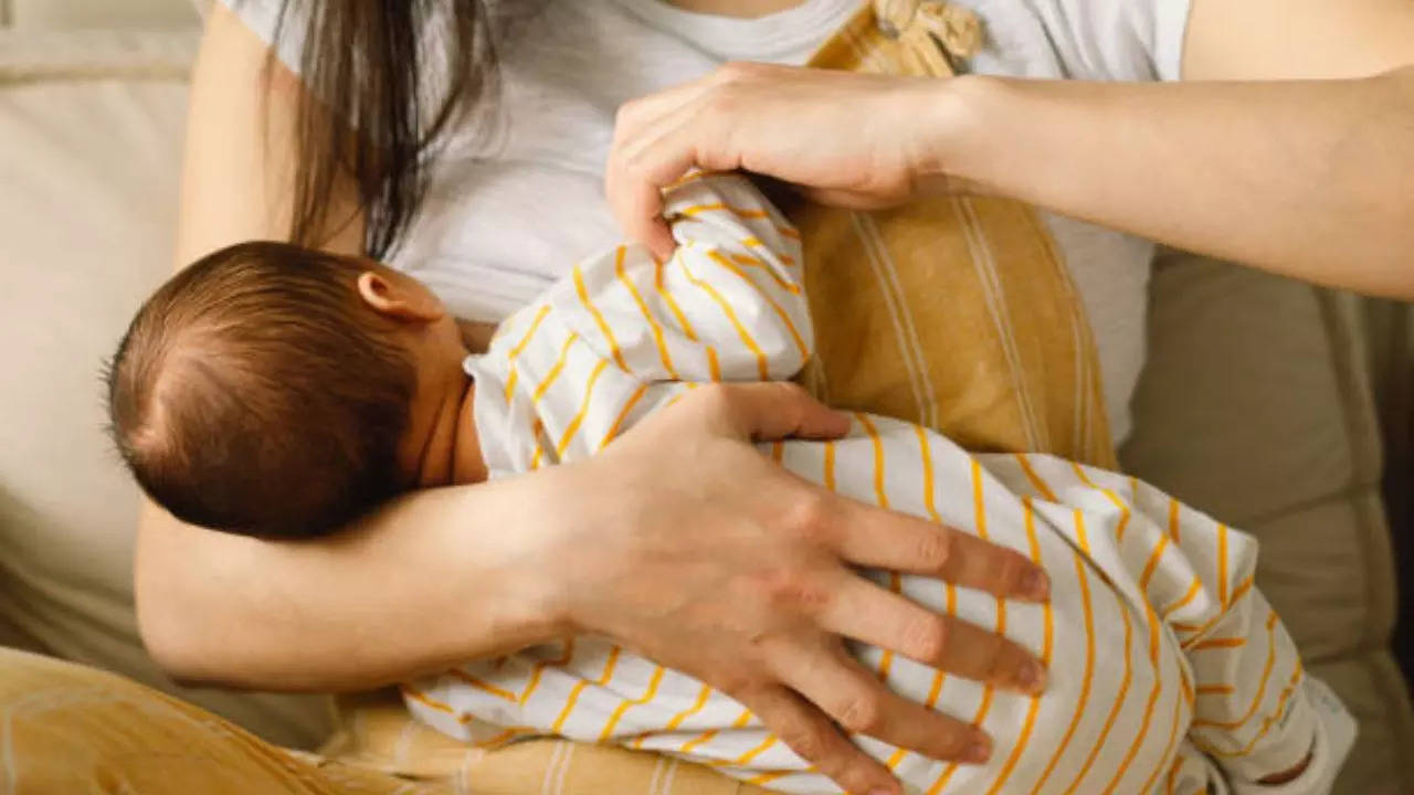World Breastfeeding Week 2023: Foods to Avoid When You're Breastfeeding