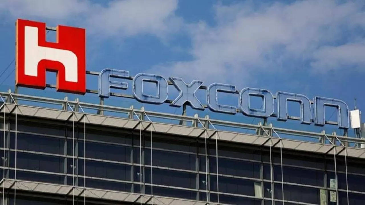 Foxconn's Rs 5,000 Crore Electronics Manufacturing Boost in Karnataka