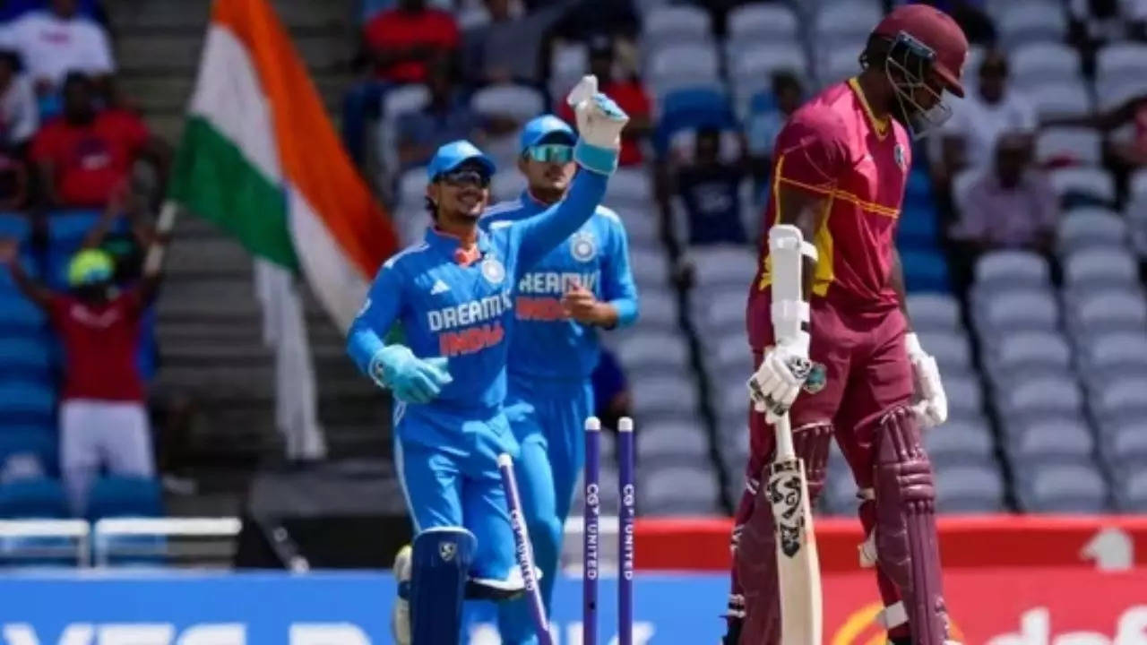 WI vs IND T20 Live Scoreboard