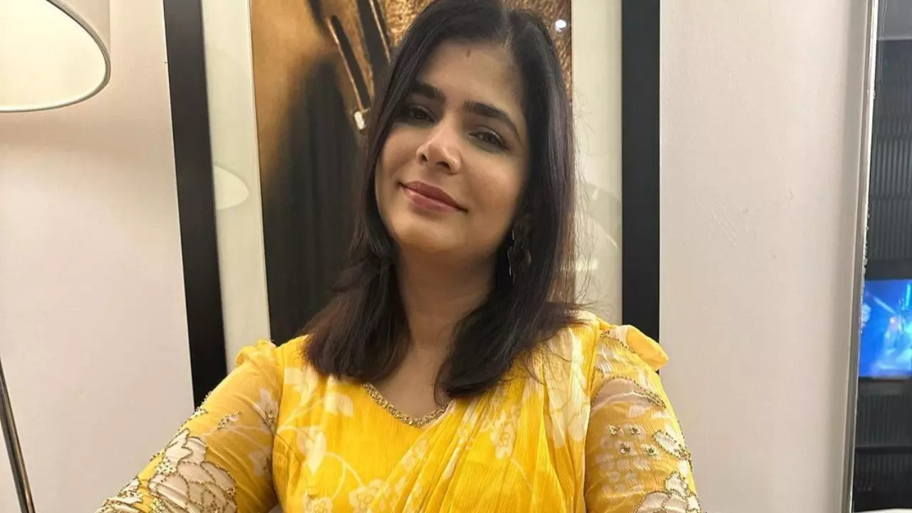 Leave India! Chinmayi Sripada SLAMMED For 'Wish All Our Women Could Just Go Off...' Tweet. Hits Back