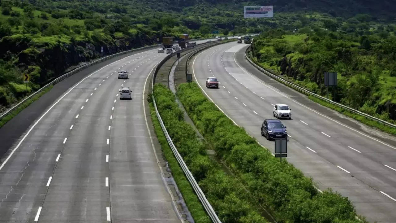 Pune-Mumbai Expressway