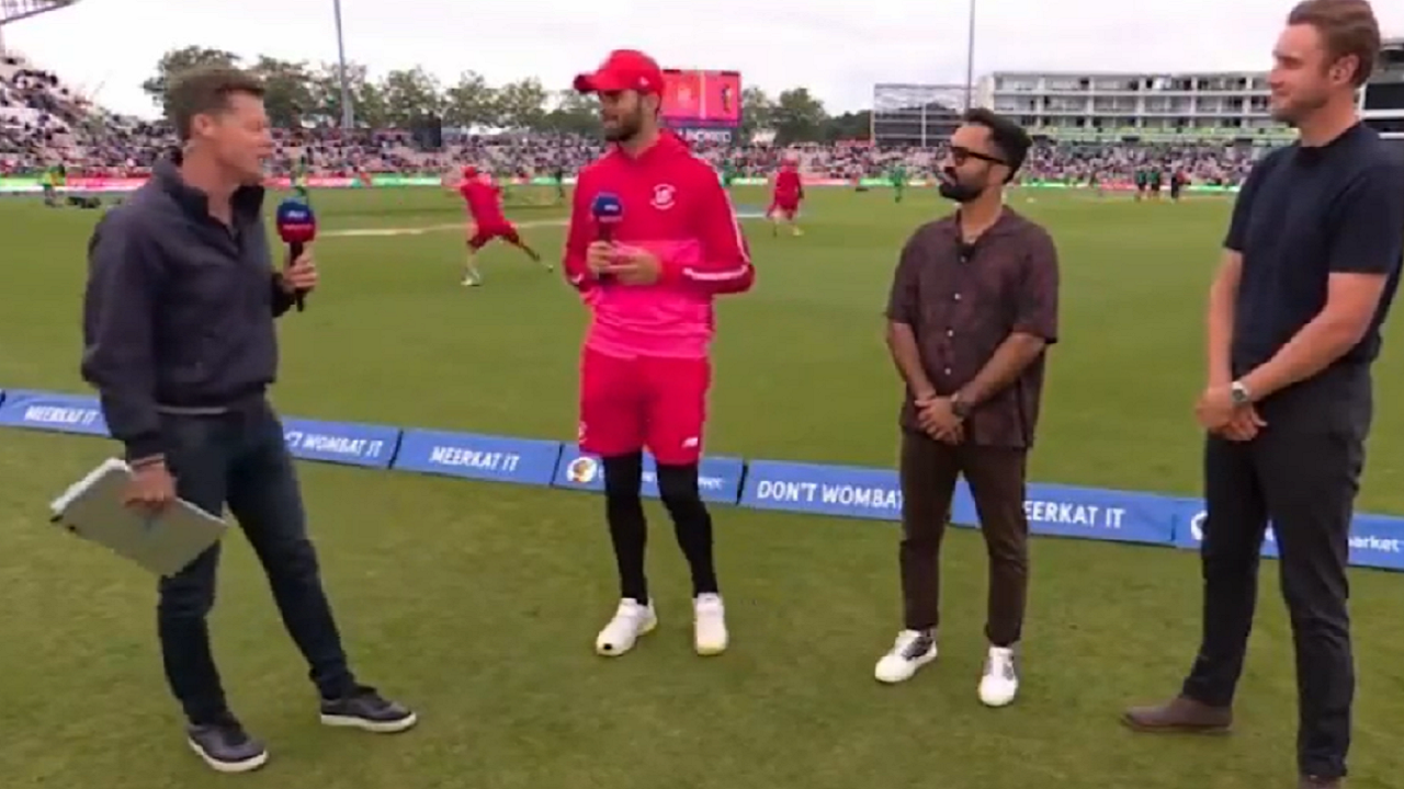 WATCH: Dinesh Karthik Stands Between Broad & Afridi; His Reaction Is HILARIOUS