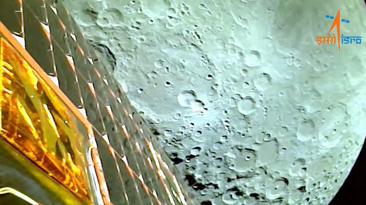 Chandrayaan-3 captures images of moon