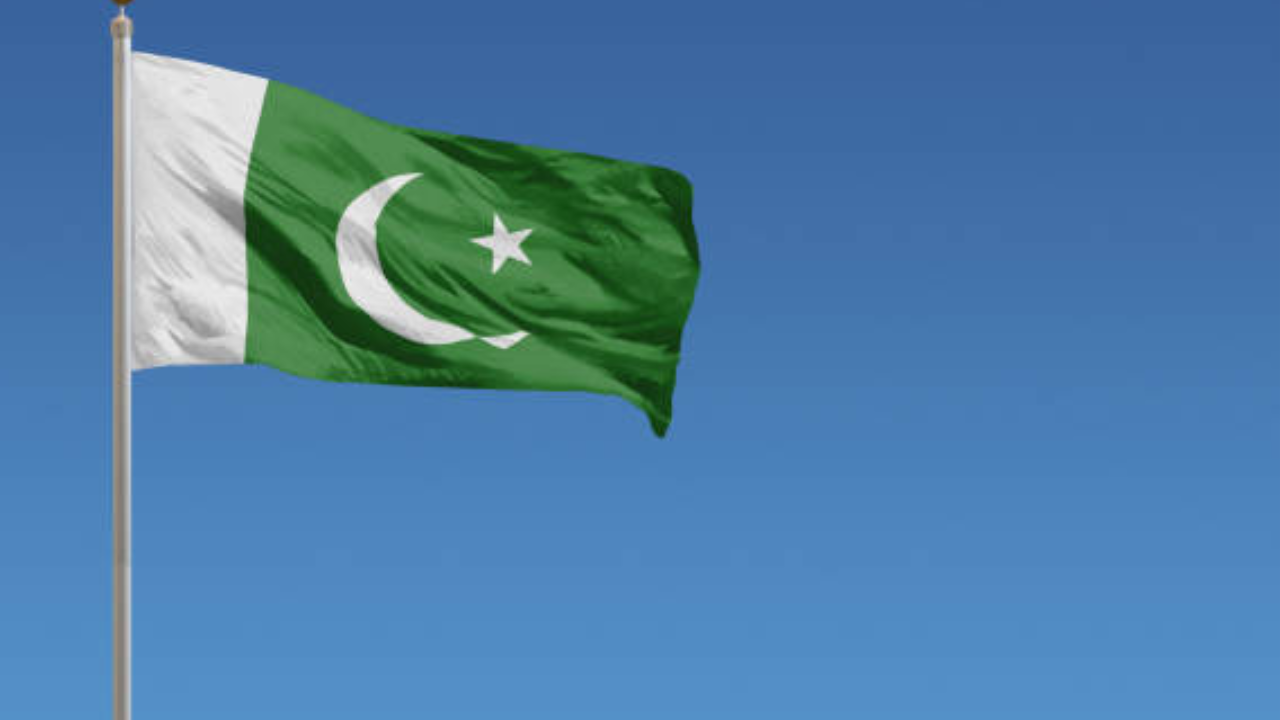 Pakistan Government to be Dissolved Today, Election Date to be Announced Soon