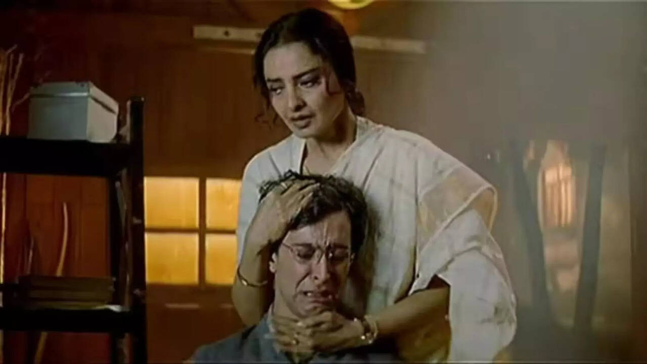 Rekha Gets Nostalgic About Playing Hrithik Roshan’s Mother and Rakesh