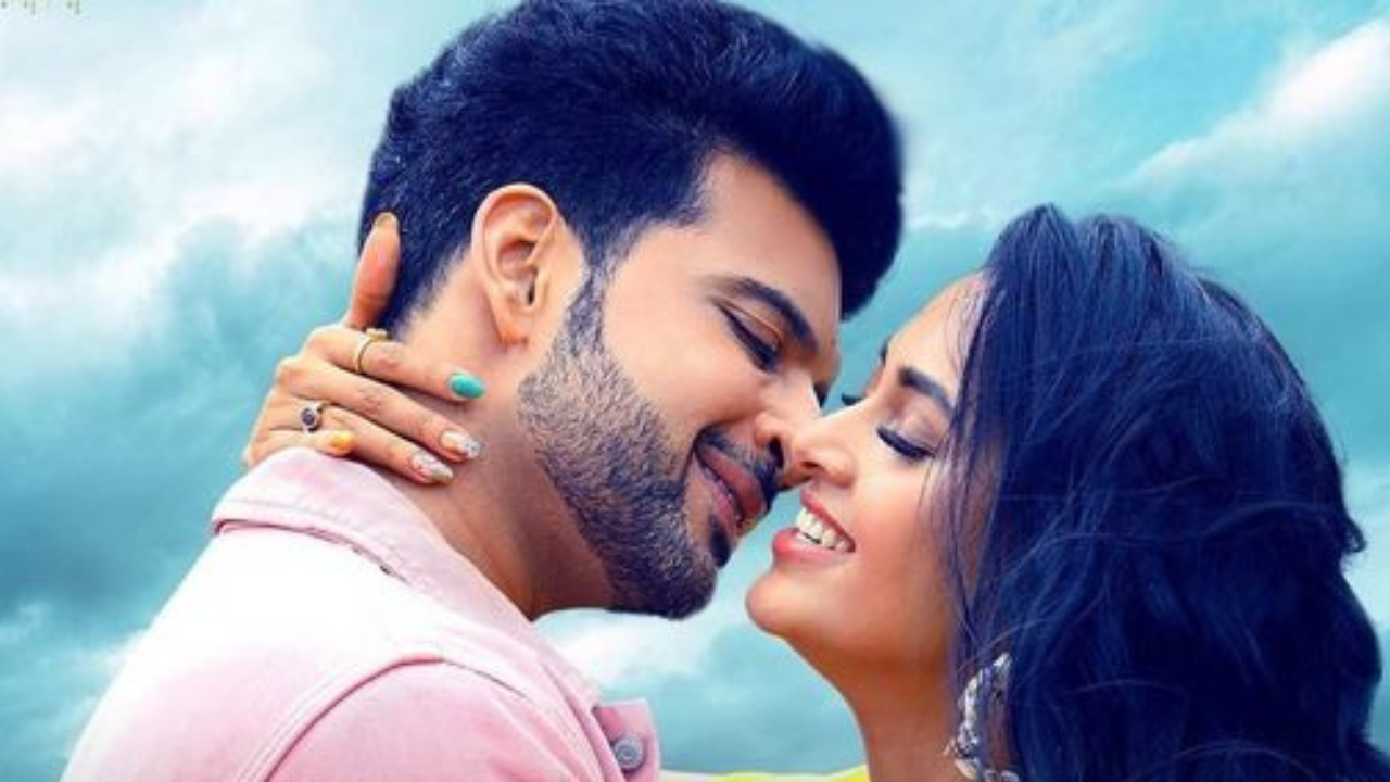 TV Newsmakers: Karan Kundra Receives Backlash For Calling Tejasswi Prakash 'Aunty' And More