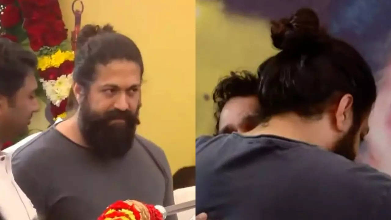 KGF Star Yash Hugs An Inconsolable Vijay Raghavendra At His Wife Spandana's Funeral