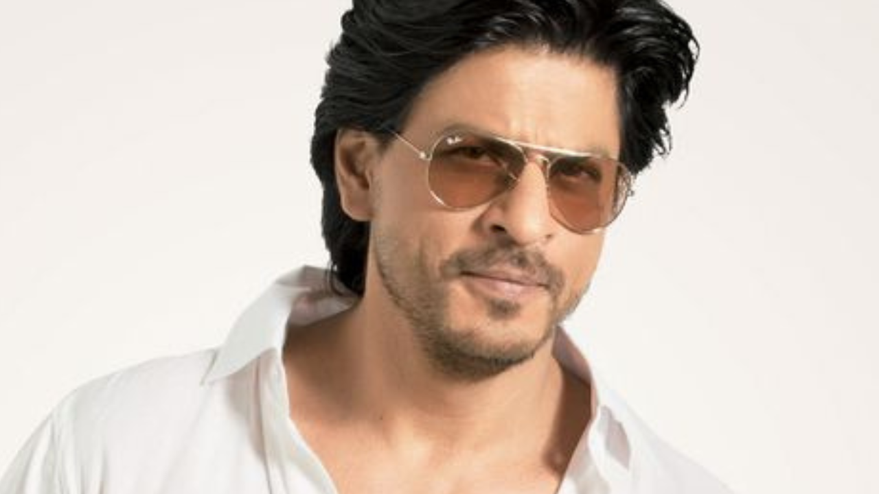 Shah Rukh Khan Gives Life Mantra to Fan Who Asked How to Deal With