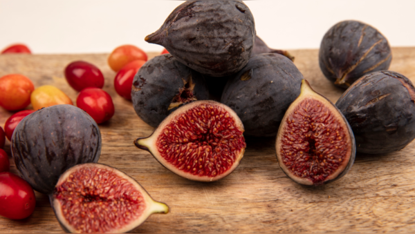 Know the wondrous health benefits of eating figs. Pic Credit: Freepik