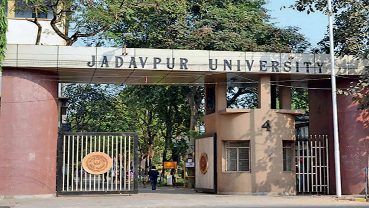 A first-year student, Swarnodip Kundu, of Jadavpur University in Kolkata died on Thursday